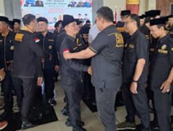 Ketua DPC Way Kanan Hadiri Pelantikan Pengurus DPC Granat Lampung TengahPelantikan Pengurus DPC Granat Lampung Tengah. Ketua DPC Gerakan Anti Narkotika (Granat) Way Kanan, Machiavelli Herman Tarmizi, didampingi beberapa pengurus lainnya menghadiri pelantikan Pengurus DPC Granat Lampung Tengah periode 2025 – 2030, dilaksanakan di Nuwa Balak Kabupaten Lampung Tengah, Rabu (16/04/2025).