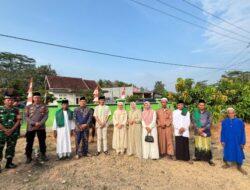 Plt. Bupati Way Kanan Laksanakan Sholat Idul Adha 1446 H Bersama Masyarakat Kampung Karya Jaya06 Juni 2025 12:59