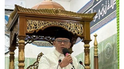 Dari Mimbar Idul Fitri, Sekda Sampaikan Pesan Bupati Untuk Kebersamaan Way Kanan